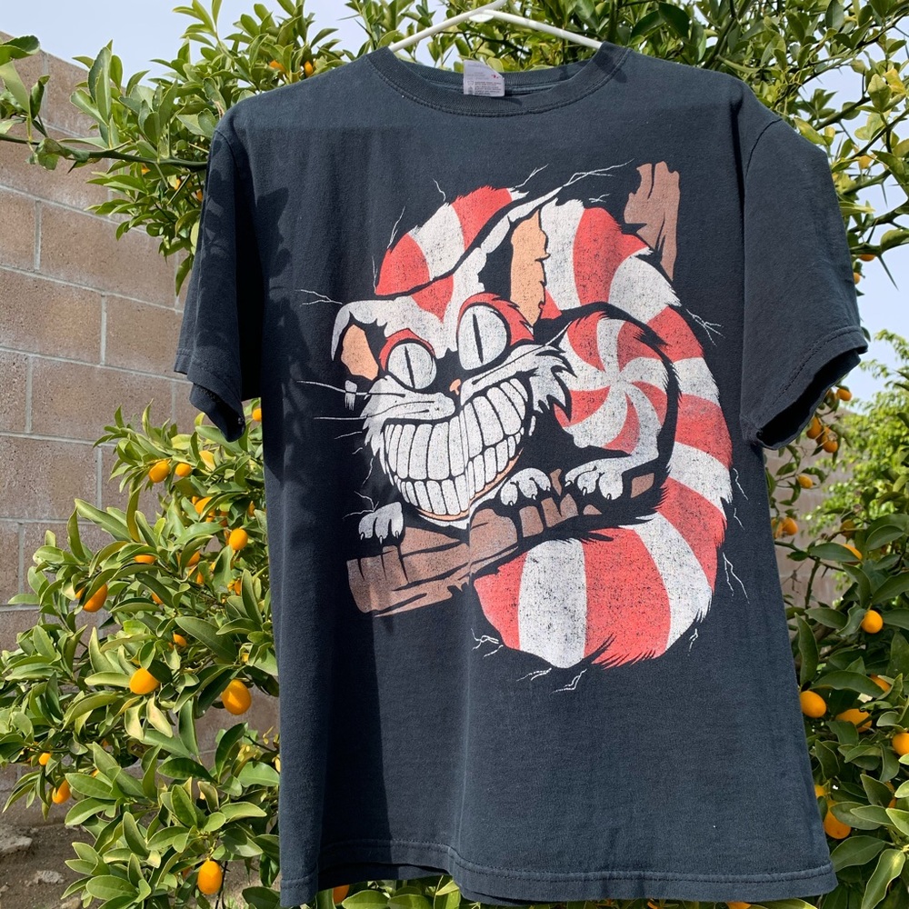 VINTAGE ALICE IN WONDERLAND CHESHIRE CAT TEE